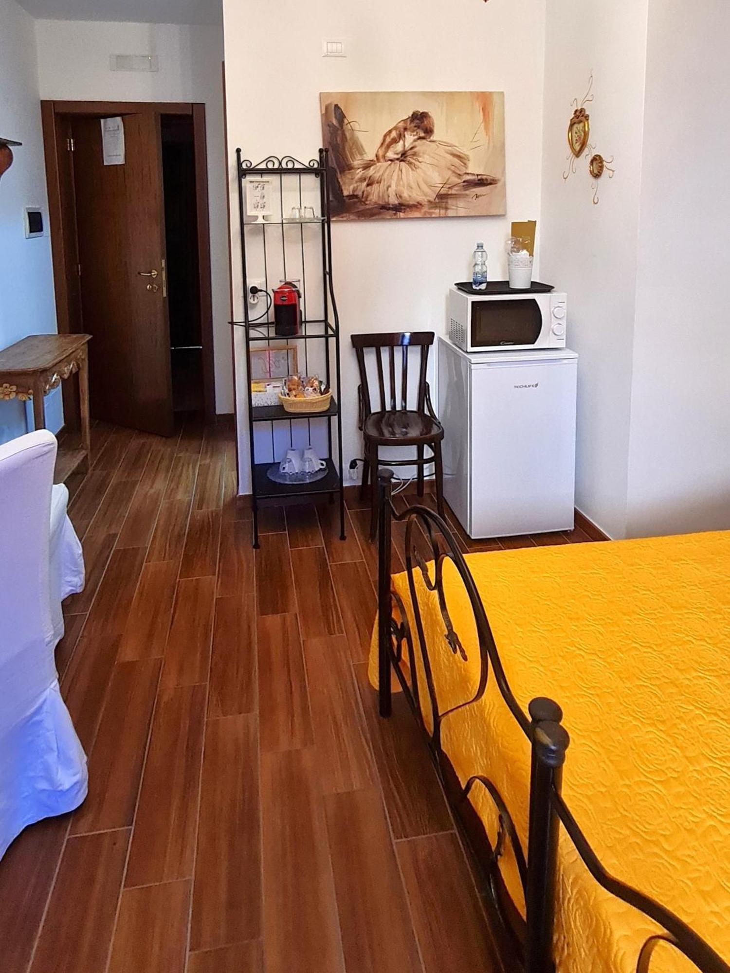L'Isola Aer B&B Lesina Eksteriør billede